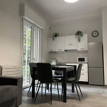 Sant'orsola Apartment *